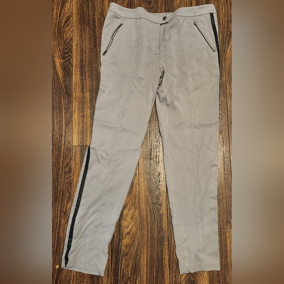 Go By GoSilk Light Gray Pants Sz 12 Zip Pockets - Picture 1 of 10